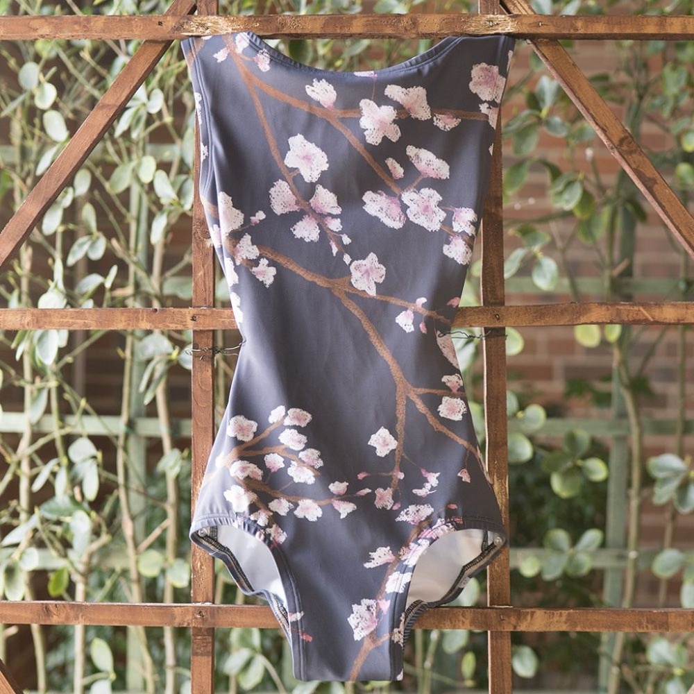 Luckyleo cherry blossom leo